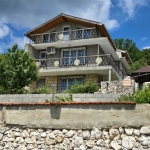 Къща в Добрич, Дружба 1 - 200 кв.м за 421 €/кв.м - Снимка #1