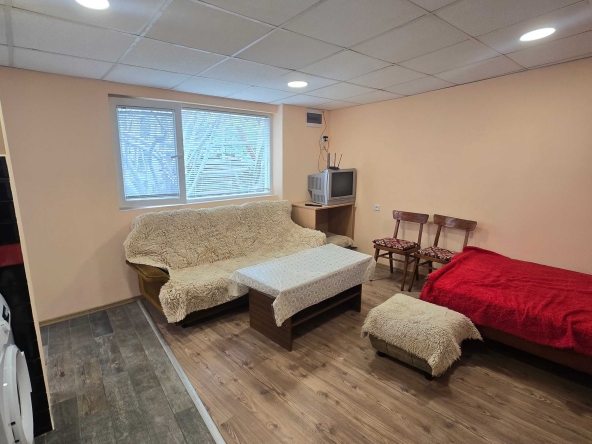 Дава се под наем Едностаен апартамент в Велико Търново, Акация - 28 кв.м за 178.5 € - Снимка #1