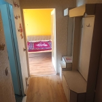 Дава се под наем Едностаен апартамент в Търговище, Запад 2 - 45 кв.м за 127.5 € - Снимка #1