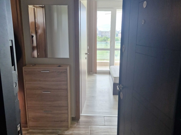 Дава се под наем Двустаен апартамент в Пловдив, Индустриална зона - Тракия - 50 кв.м за 357 € - Снимка #1