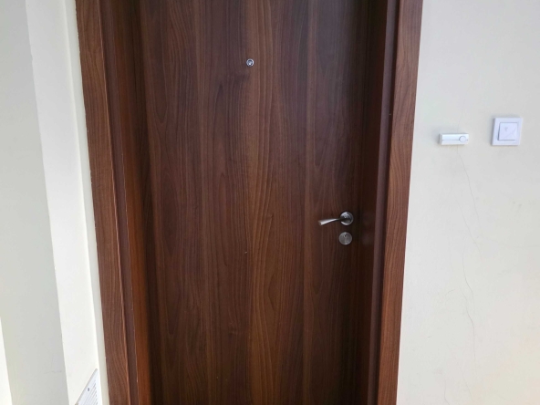 Дава се под наем Двустаен апартамент в Плевен, Идеален център - 65 кв.м за 350 € - Снимка #1