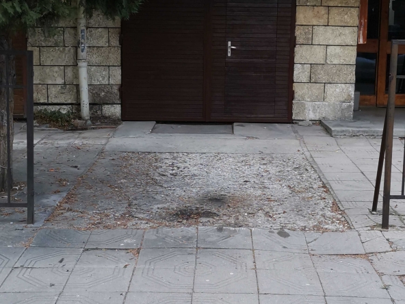 Дава се под наем Гараж / Паркомясто в София, Лозенец - 22 кв.м за 204 € - Снимка #1