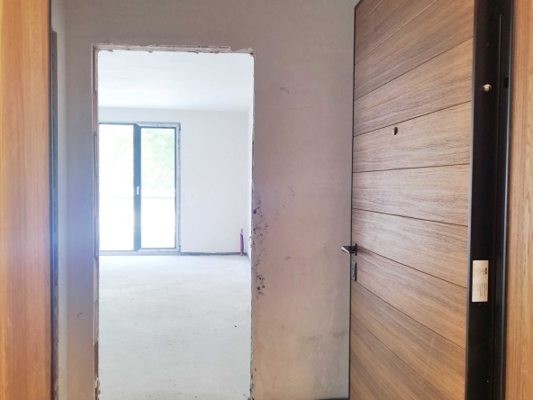 Двустаен апартамент в Перник, Център - 120 кв.м за 1250 €/кв.м - Снимка #1