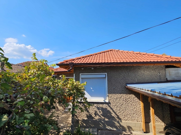 Къща в Търговище, Малчо Малчев - 499 кв.м за 199 €/кв.м - Снимка #1