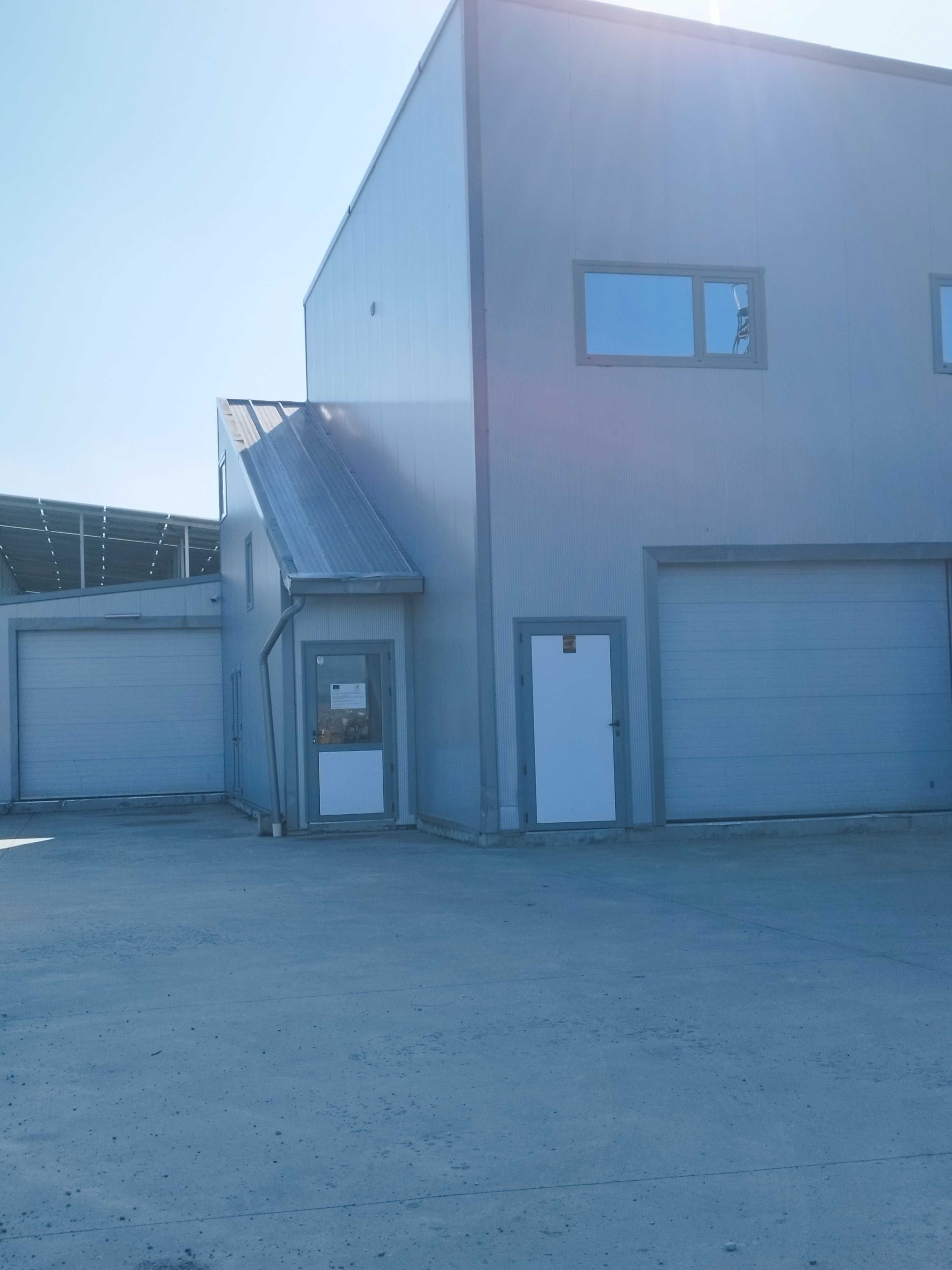 Дава се под наем Склад в Благоевград, Втора промишлена зона - 1200 кв.м за 3.06 € - Снимка #1