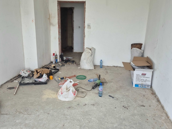 Тристаен апартамент в Търговище, Център - 80 кв.м за 950 €/кв.м - Снимка #1