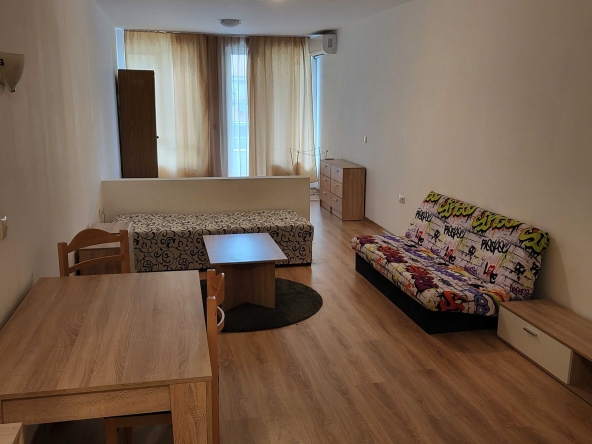 Дава се под наем Едностаен апартамент в София, Студентски град - 50 кв.м за 561 € - Снимка #1