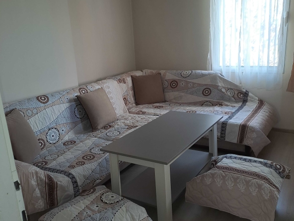 Дава се под наем Двустаен апартамент в София, Център - 75 кв.м за 600 € - Снимка #1