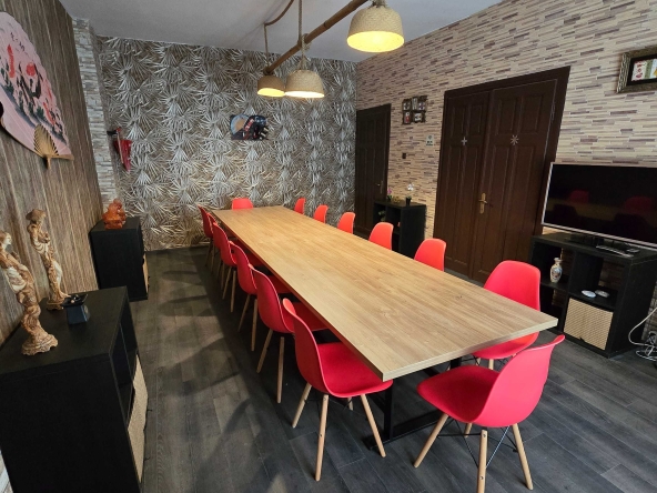 Дава се под наем Офис в София, Оборище - 65 кв.м за 1000 € - Снимка #1