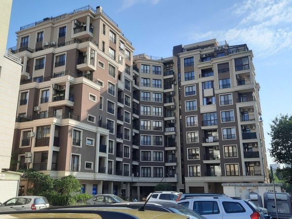 Дава се под наем Двустаен апартамент в Бургас, Изгрев - 60 кв.м за 548.25 € - Снимка #1