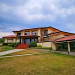 Къща в Елена - 860 кв.м за 1779 €/кв.м - Снимка #1