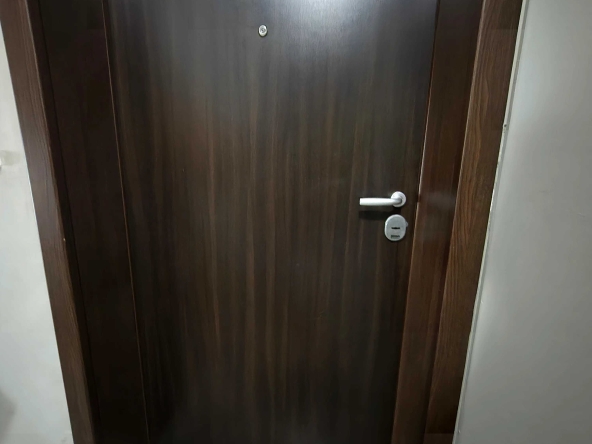 Дава се под наем Двустаен апартамент в Варна, Колхозен пазар - 50 кв.м за 398.82 € - Снимка #1