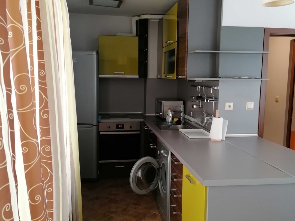 Дава се под наем Тристаен апартамент в София, Сухата река - 90 кв.м за 598.23 € - Снимка #1
