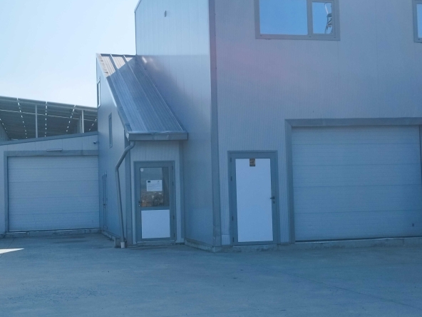 Дава се под наем Склад в Благоевград, Втора промишлена зона - 1200 кв.м за 3.06 € - Снимка #1