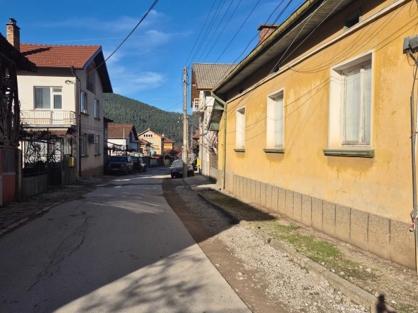 Къща в с. Врачеш, Област София-област - 110 кв.м за 334 €/кв.м - Снимка #1