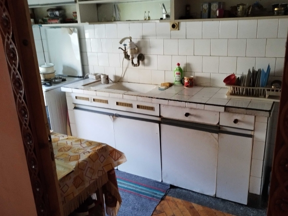 Тристаен апартамент в Плевен, Широк център - 95 кв.м за 725 €/кв.м - Снимка #1