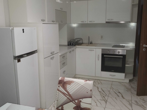 Дава се под наем Тристаен апартамент в Варна, Гранд Мол Варна - 65 кв.м за 498.27 € - Снимка #1