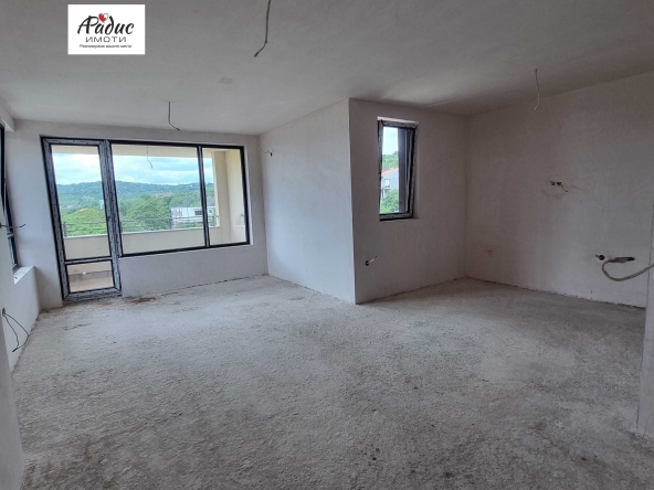 Тристаен апартамент в Стара Загора, Железник - център - 119 кв.м за 509 €/кв.м - Снимка #1