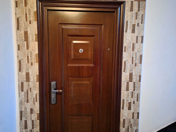 Двустаен апартамент в Казанлък - 70 кв.м за 729 €/кв.м - Снимка #1