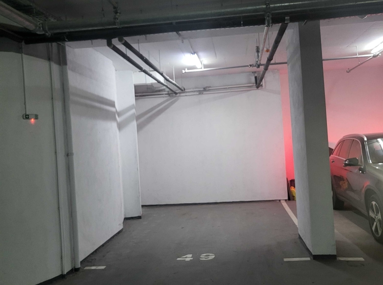 Дава се под наем Гараж / Паркомясто в Варна, Бриз - 14 кв.м за 99.45 € - Снимка #1