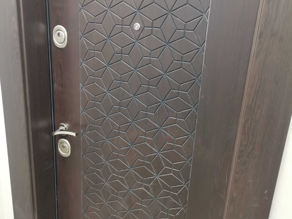 Тристаен апартамент в Горна Оряховица - 89 кв.м за 1034 €/кв.м - Снимка #1