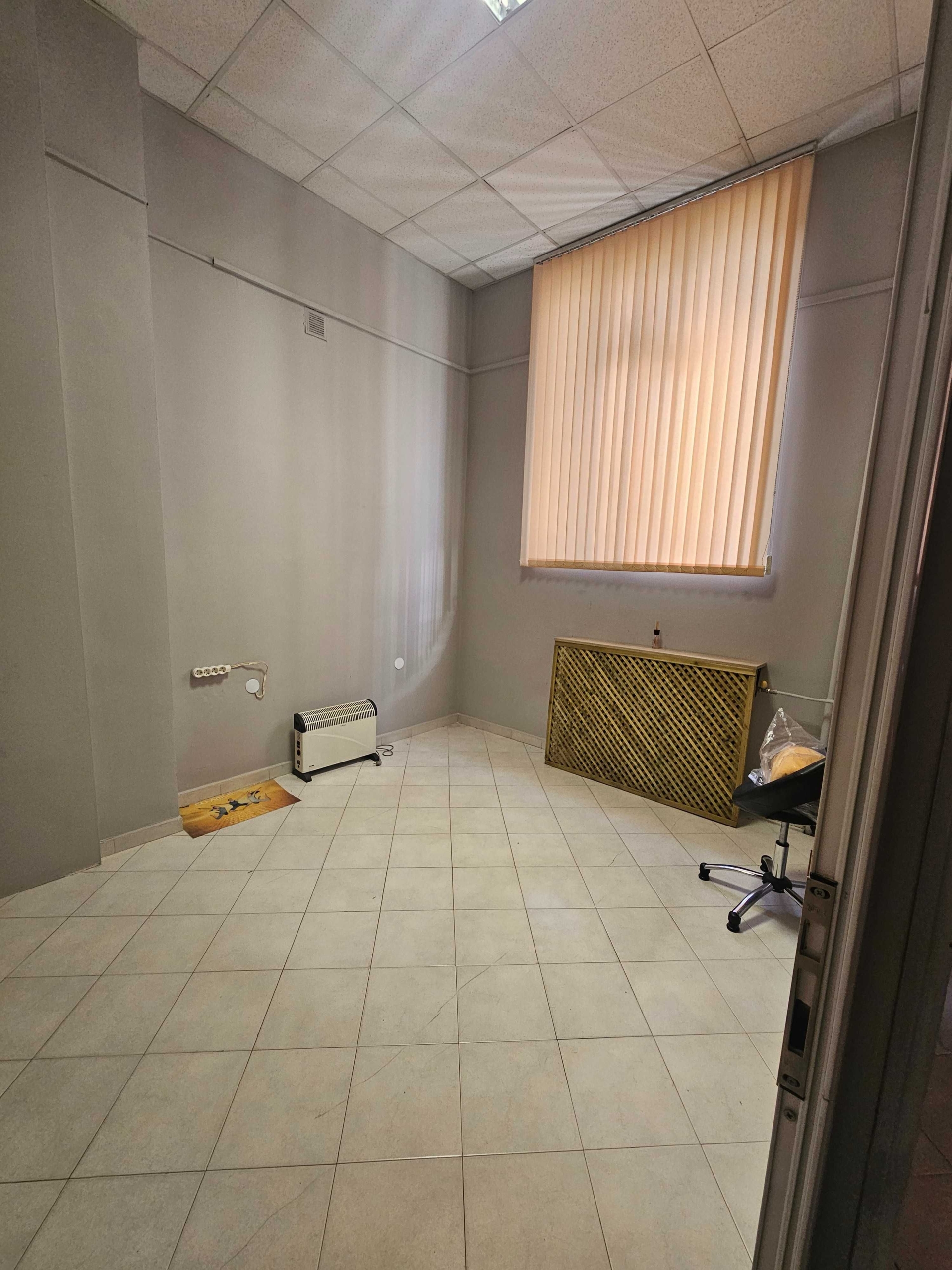 Дава се под наем  в София, Студентски град -  кв.м за 199.41 € - Снимка #1