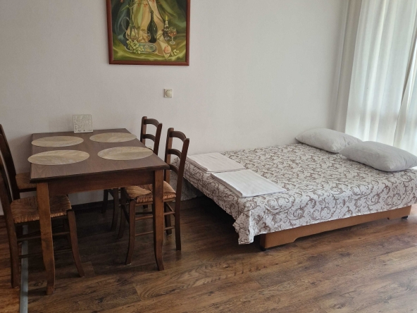 Дава се под наем Двустаен апартамент в Обзор - 50 кв.м за 45.9 € - Снимка #1