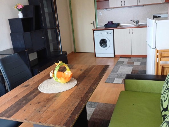 Дава се под наем Двустаен апартамент в Варна, Чаталджа - 67 кв.м за 548.25 € - Снимка #1