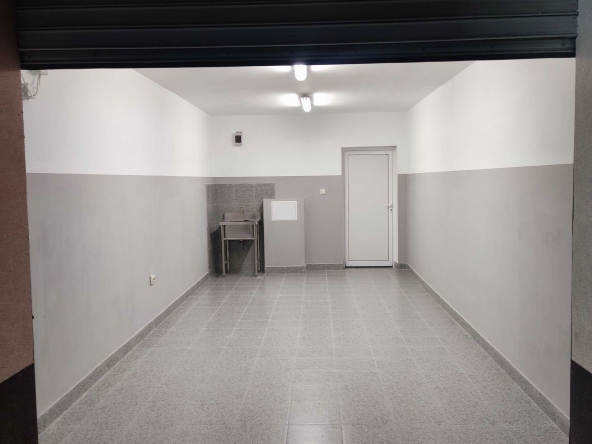 Гараж / Паркомясто в Стара Загора, Никола Петков - 21 кв.м за 887 €/кв.м - Снимка #1