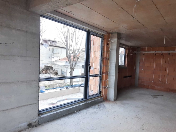 Двустаен апартамент в Варна, Галата - 110 кв.м за 1228 €/кв.м - Снимка #1