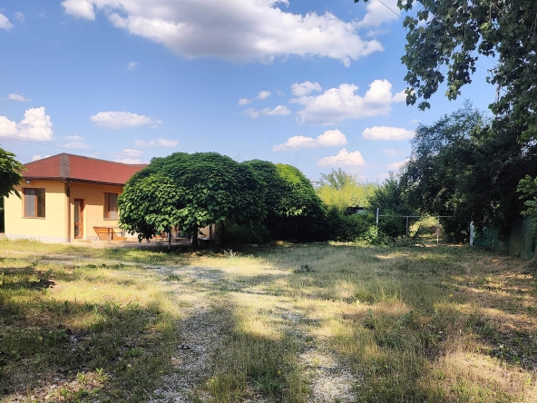 Земеделски имот в Разград, Абритус -  кв.м за 19 €/дка - Снимка #1