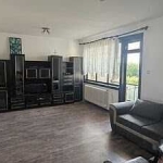 Дава се под наем Тристаен апартамент в Добрич, Център - 90 кв.м за 334.05 € - Снимка #1