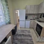 Дава се под наем Тристаен апартамент в Бургас, Център - 60 кв.м за 698.19 € - Снимка #1