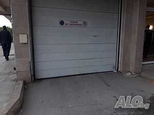 Дава се под наем Гараж / Паркомясто в Варна, Трошево - 35 кв.м за 86.7 € - Снимка #1