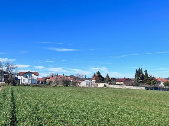 Парцел в с. Здравец, Област Варна - 1200 кв.м за 33 €/кв.м - Снимка #1