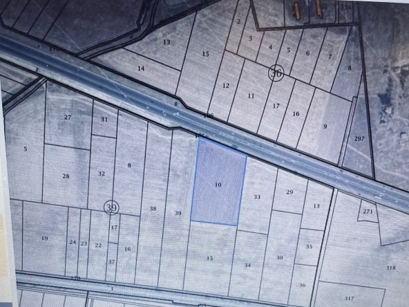 Земеделски имот в Пловдив, Остромила -  кв.м за 2834 €/дка - Снимка #1