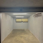 Дава се под наем Гараж / Паркомясто в София, Иван Вазов - 18 кв.м за 204 € - Снимка #1