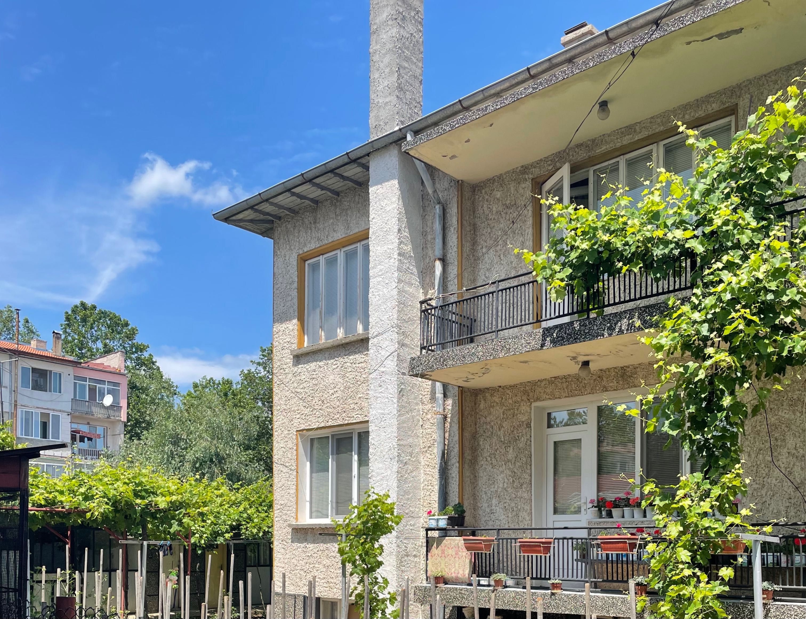 Къща в Дулово - 185 кв.м за 505 €/кв.м - Снимка #1