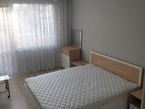 Дава се под наем Двустаен апартамент в Бургас, Зорница - 50 кв.м за 357 € - Снимка #1