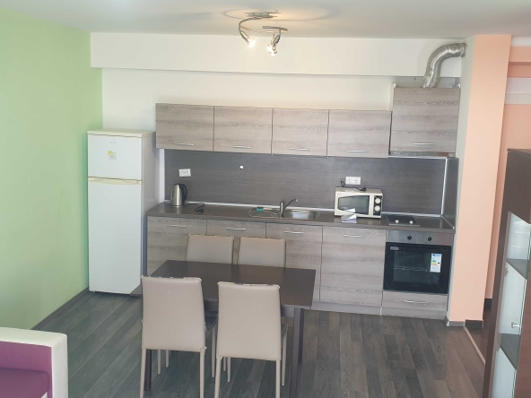 Дава се под наем Двустаен апартамент в Бургас, Сарафово - 67 кв.м за 102 € - Снимка #1