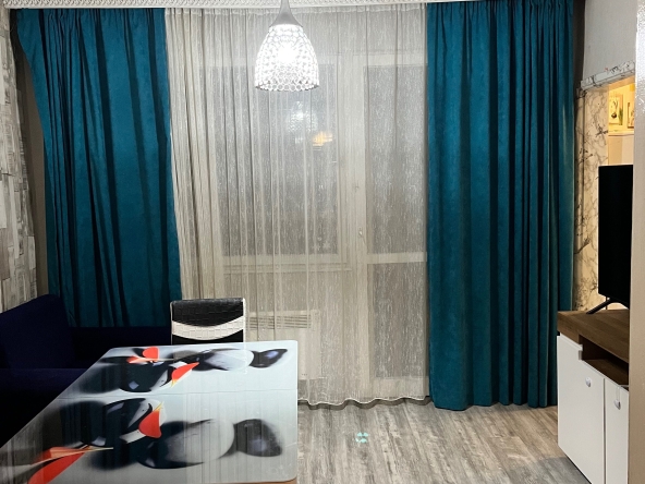 Четиристаен апартамент в Силистра, Запад - 100 кв.м за 561 €/кв.м - Снимка #1