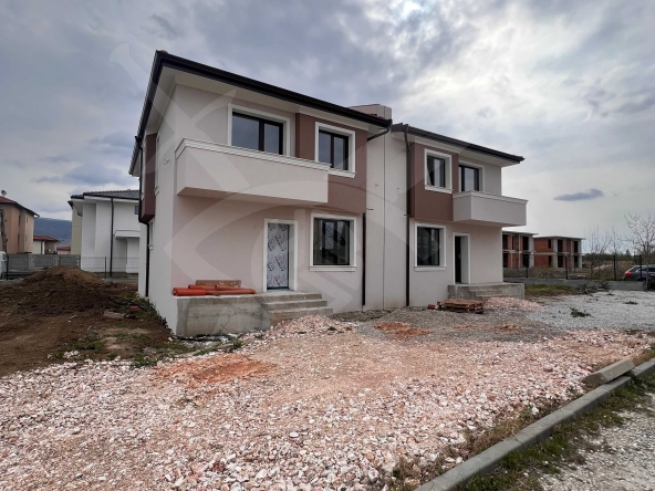 Къща в Пловдив, Беломорски - 177 кв.м за 836 €/кв.м - Снимка #1