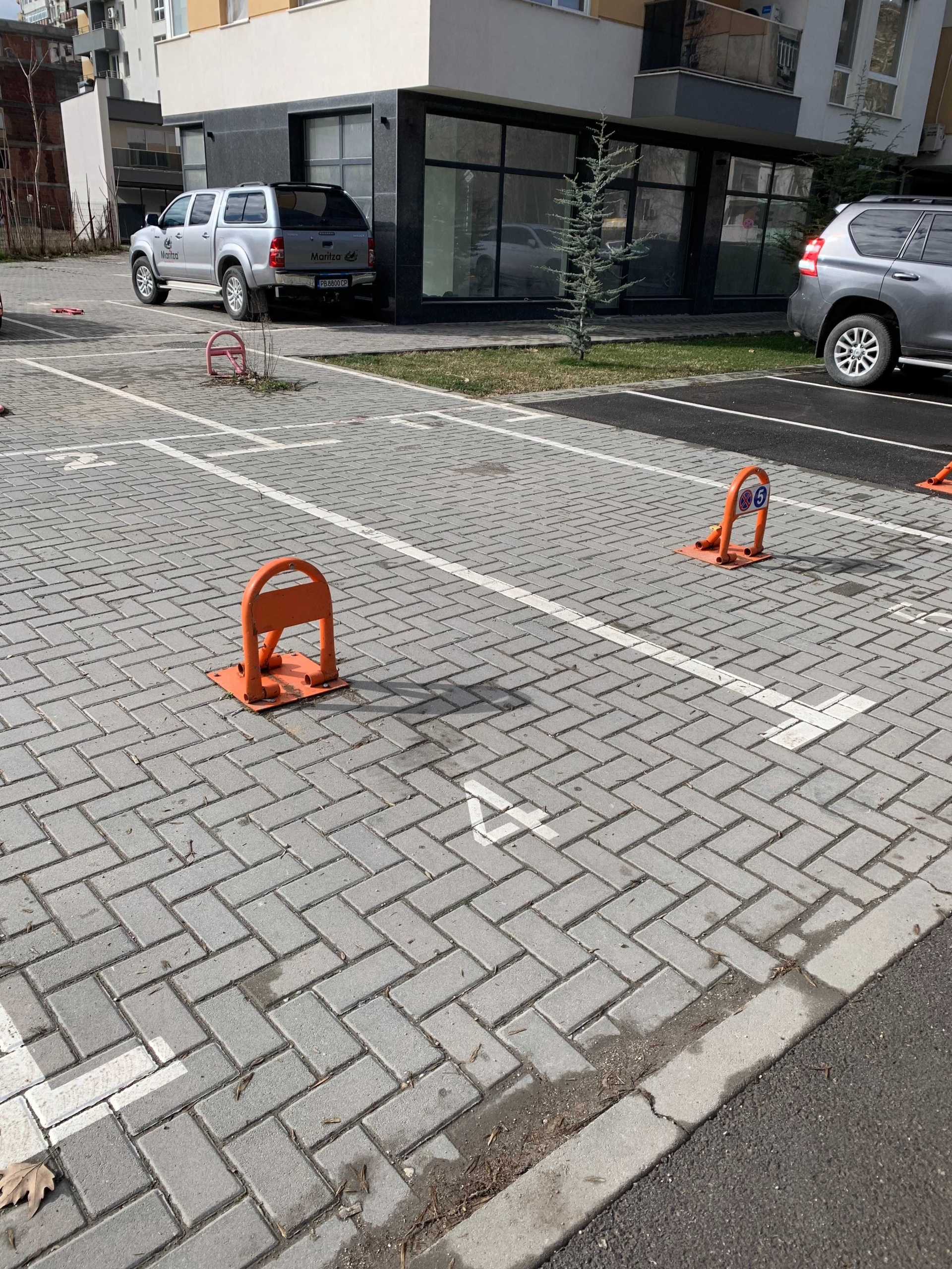 Дава се под наем Гараж / Паркомясто в Пловдив, Въстанически - 14 кв.м за 47.43 € - Снимка #1