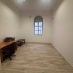 Дава се под наем Офис в Карлово - 16 кв.м за 204 € - Снимка #1