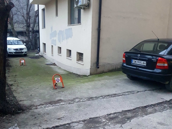 Дава се под наем Гараж / Паркомясто в Варна, Базар Левски - 18 кв.м за 74.46 € - Снимка #1