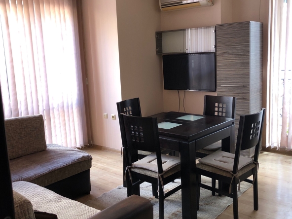 Дава се под наем Двустаен апартамент в Варна, Базар Левски - 55 кв.м за 448.8 € - Снимка #1