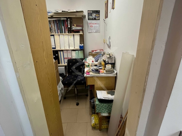 Офис в Пловдив, Гагарин - 50 кв.м за 663 €/кв.м - Снимка #1