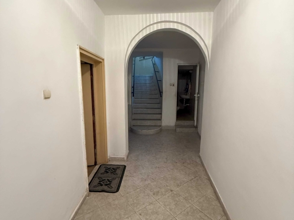 Къща в Асеновград - 140 кв.м за 401 €/кв.м - Снимка #1