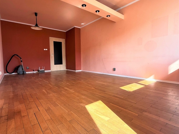 Тристаен апартамент в София, Дървеница - 104 кв.м за 1422 €/кв.м - Снимка #1