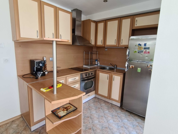Дава се под наем Тристаен апартамент в Пловдив, Каменица 2 - 120 кв.м за 425 € - Снимка #1